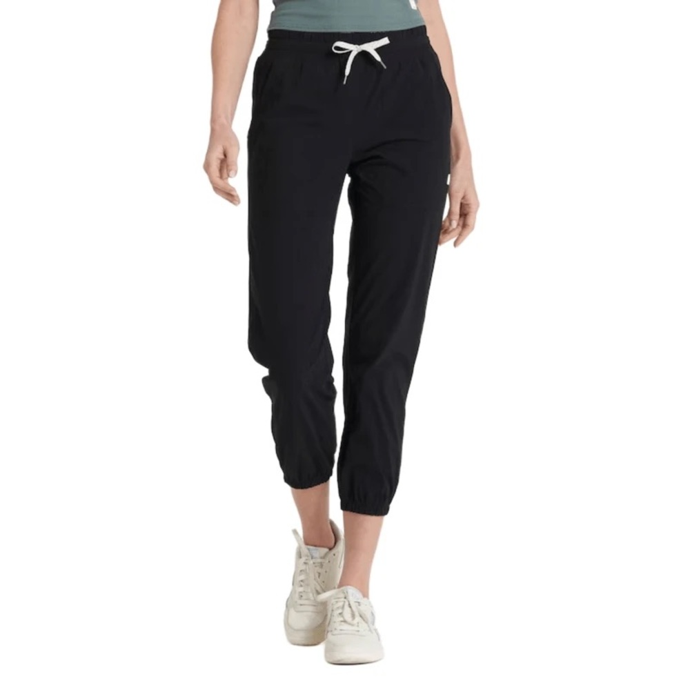 *NWT* Vuori Miles Jogger Pants in Black